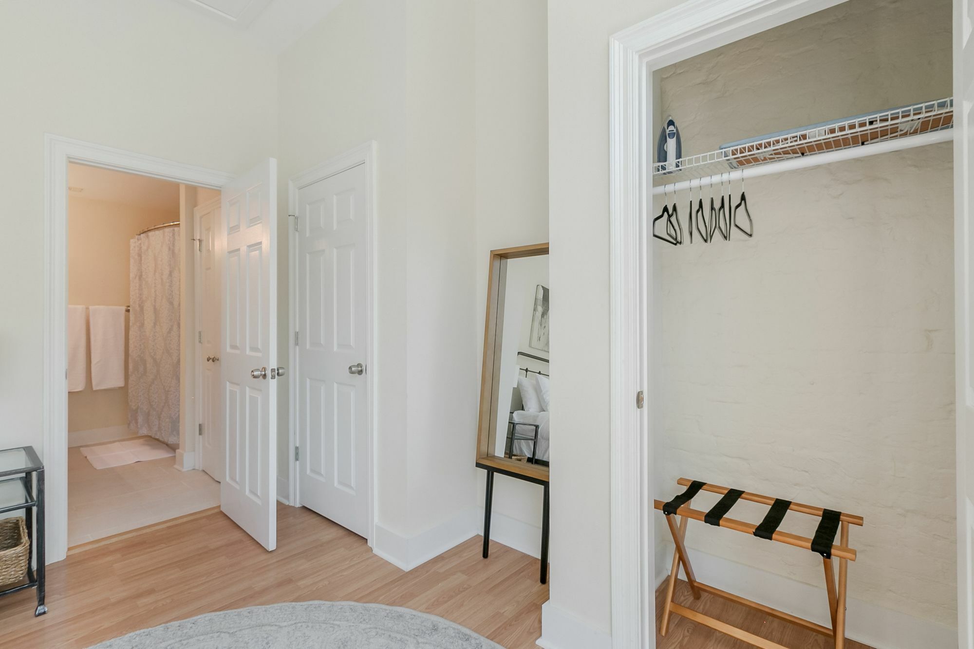 Hip 2br In Arts/warehouse District * New Orleans